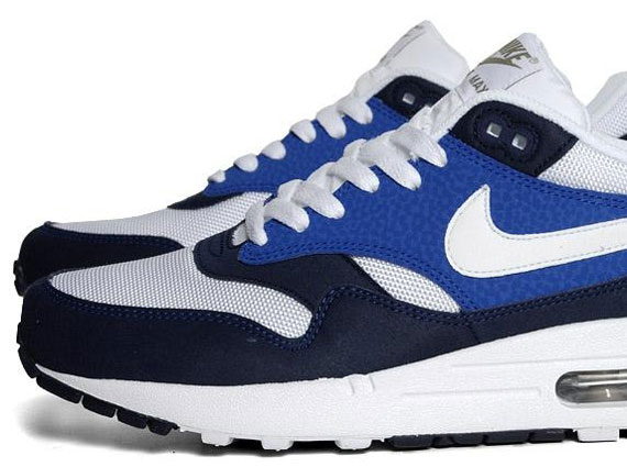 Air Max 1 Mid Navy Soar 8