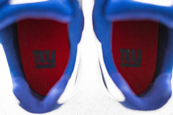 NFL x Nike Air Max 95 No-Sew 'New York Giants' - SneakerNews.com