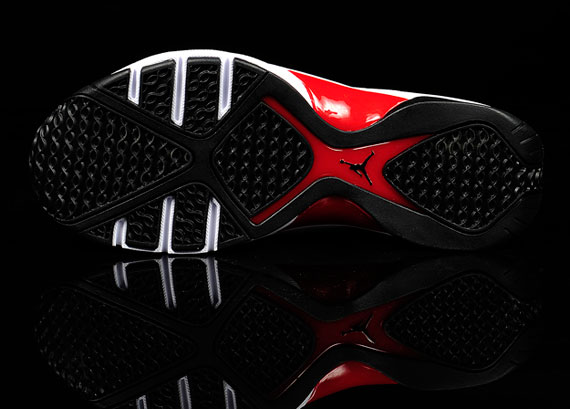 Jordan D'Reign X - White - Black - Varsity Red - SneakerNews.com