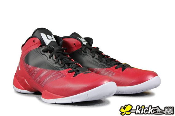 Jordan Fly Wade 2 EV - SneakerNews.com