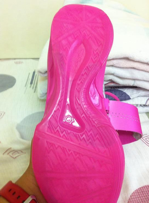 Kd Iv Think Pink New Images 8