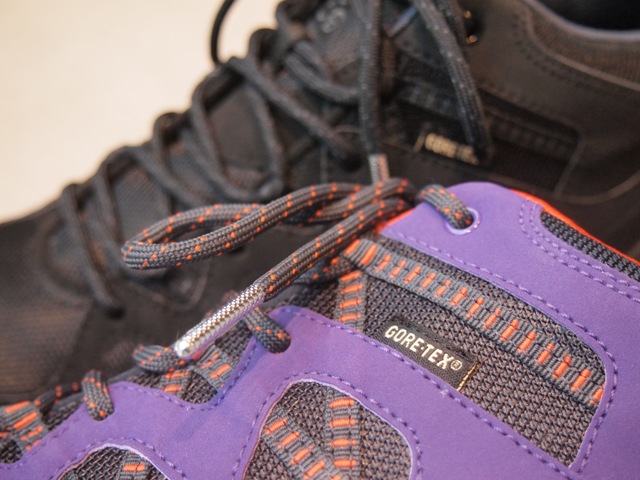 OLYMPUS DIGITAL CAMERA Nike Acg Oze Mid Gtx 4