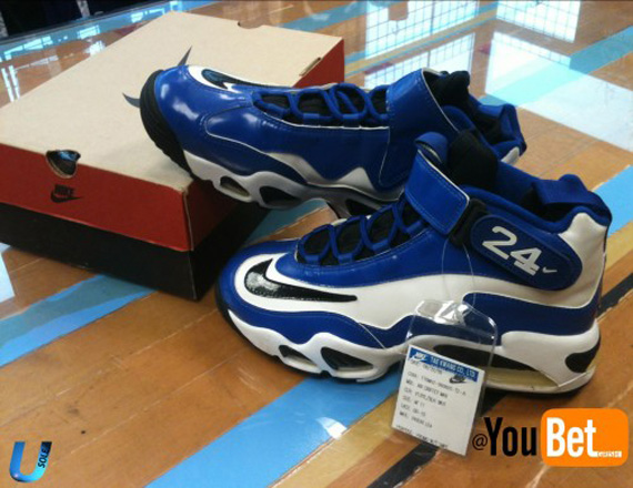 Flashback to '96: Nike Air Griffey Max 