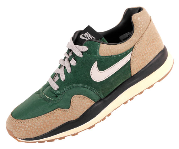 Nike Air Safari Vntg Gorge Green Granite Bamboo 3