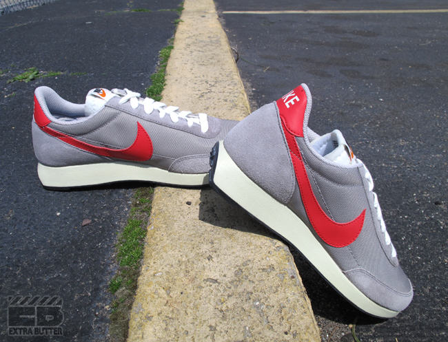 Nike Air Tailwind Medium Grey Action Red Sail Granite 2