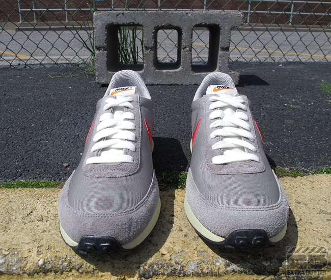 Nike Air Tailwind Medium Grey Action Red Sail Granite 3