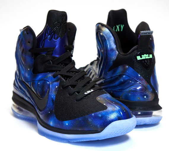 nike lebron galaxy