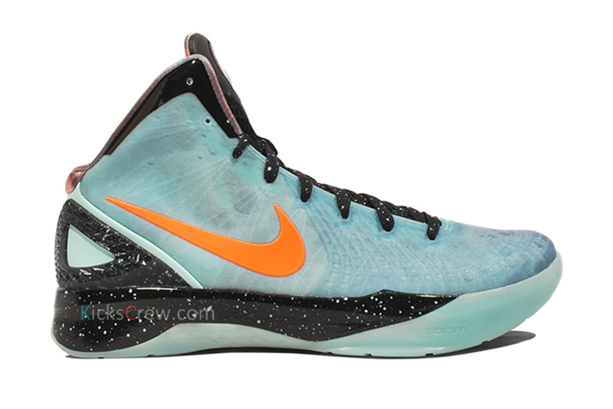 nike-zoom-hyperdunk-2011-supreme-blake-griffin-galaxy-pe-2 Nike Zoom Hyperdunk 2011 Supreme Blake Griffin Galaxy Pe 2
