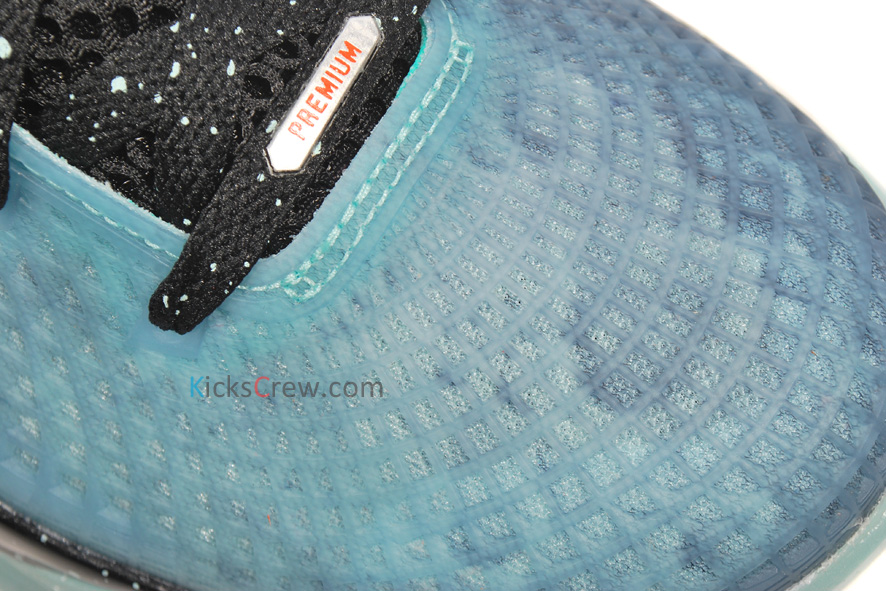 nike-zoom-hyperdunk-2011-supreme-blake-griffin-galaxy-pe-6 Nike Zoom Hyperdunk 2011 Supreme Blake Griffin Galaxy Pe 6