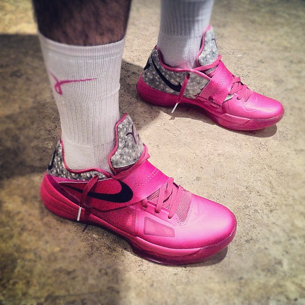 nike-zoom-kd-iv-aunt-pearl-think-pink-1 Nike Zoom Kd Iv Aunt Pearl Think Pink 1