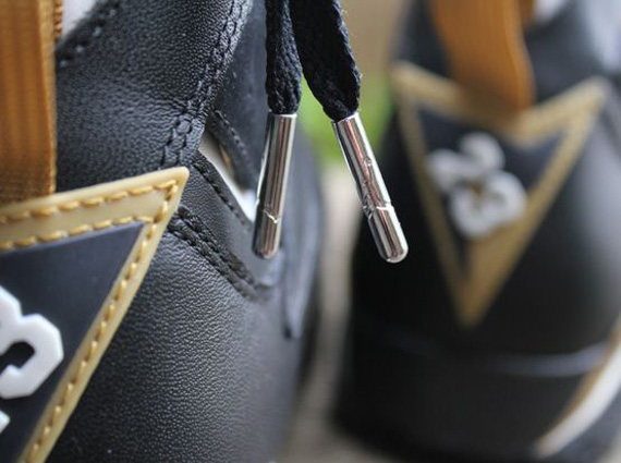 Air Jordan 7 Gold Medal Detail Images