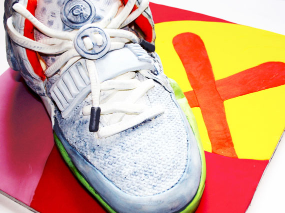 Nike Air Yeezy 2 ‘Pure Platinum’ Sneaker Cake