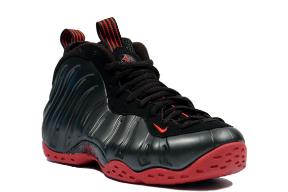 foamposites red and black
