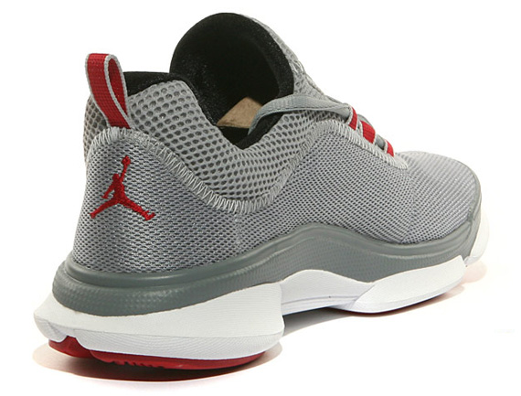 Jordan Rcvr Wolf Grey Team Red 4