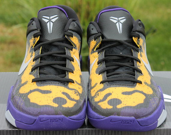 Nike Zoom Kobe VII 'Poison Dart Frog' Lakers - Release Reminder ...