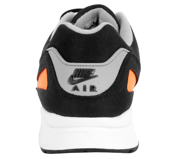 Nike Air Current Black Wolf Grey Total Orange 4