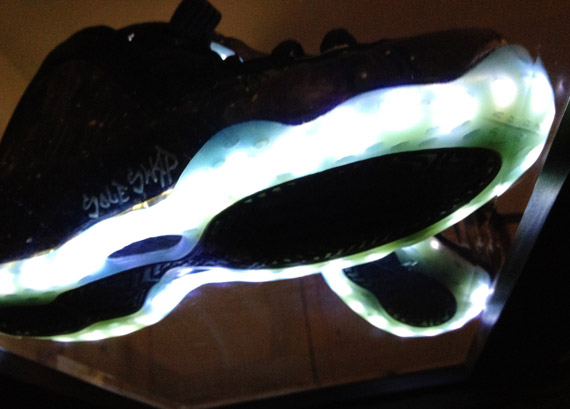 nike air foamposite one galaxy light up customs by jason negron 7