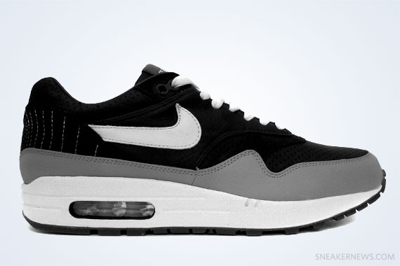 Classics Revisited: Ben Drury x Nike Air Max 1 'Hold Tight' (2006)