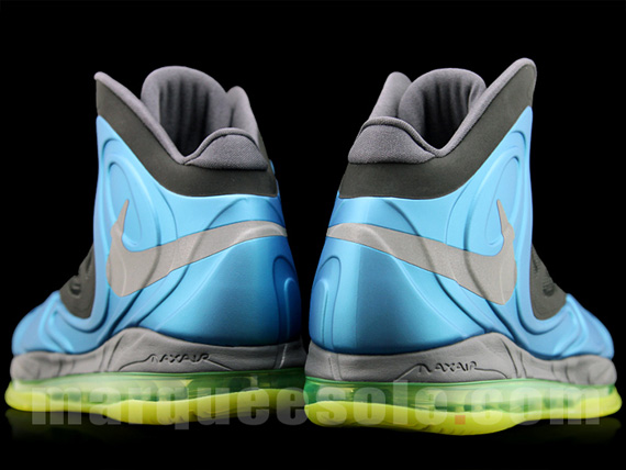 Nike Air Max Hyperposite – Blue – Volt