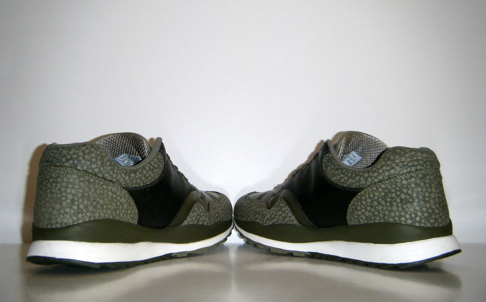 nike-air-safari-le-holiday-2012-sample-04 Nike Air Safari Le Holiday 2012 Sample 04