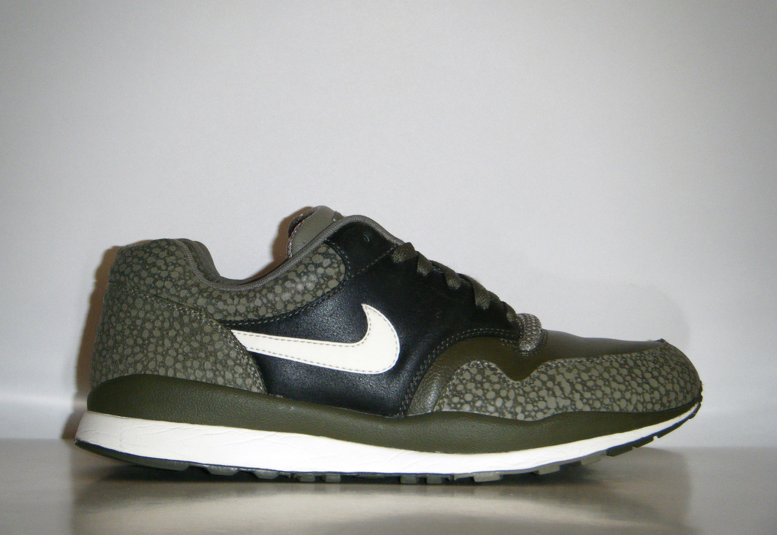 nike-air-safari-le-holiday-2012-sample-10 Nike Air Safari Le Holiday 2012 Sample 10
