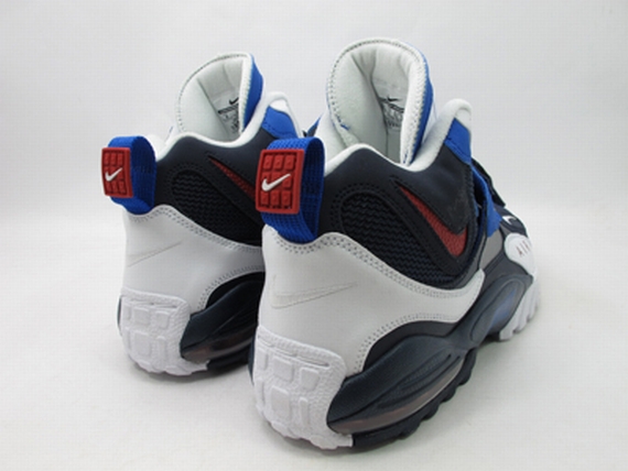 Nike Air Speed Turf Max White Blue Red New Images 03