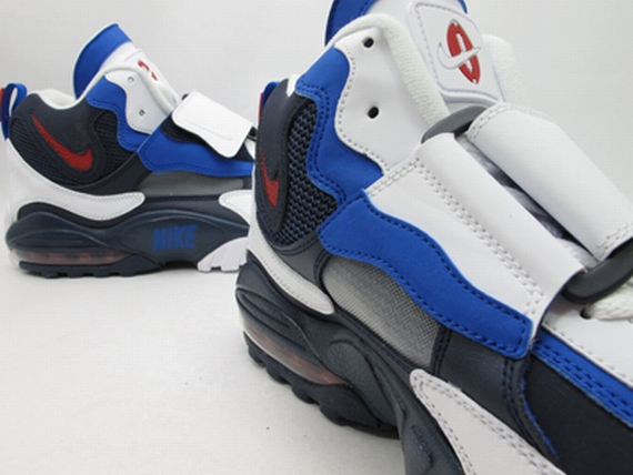 Nike Air Speed Turf Max White Blue Red New Images 06
