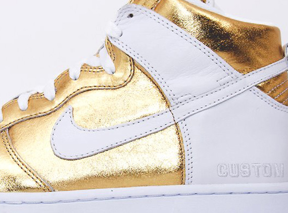 Nike Dunk iD 'Be True' Samples