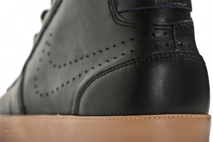 Nike Hachi Premium Quickstrike Black Pale Shale Sail 3