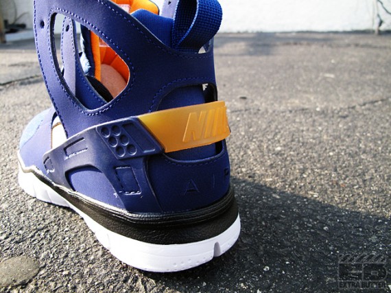Nike Huarache Basketball 2012 - Loyal Blue - Storm Blue - Vivid Orange