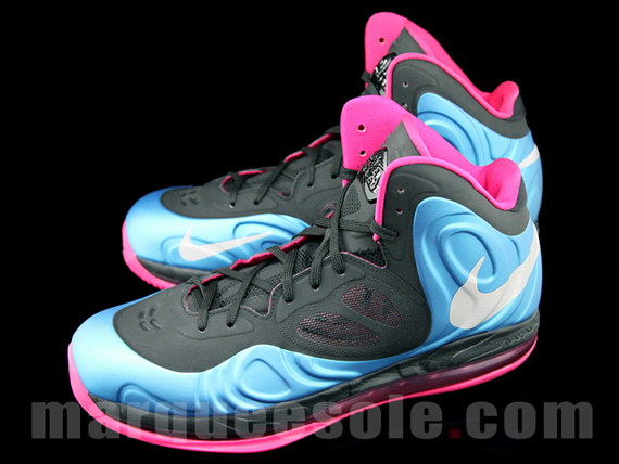 Nike Hyperposite Teal Pink 3
