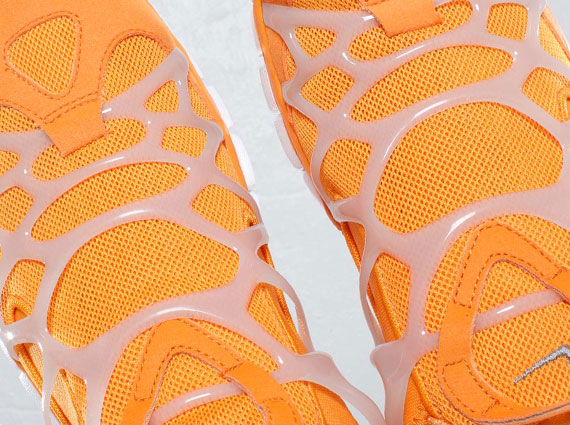 Nike Kukini Free Vivid Orange Medium Grey