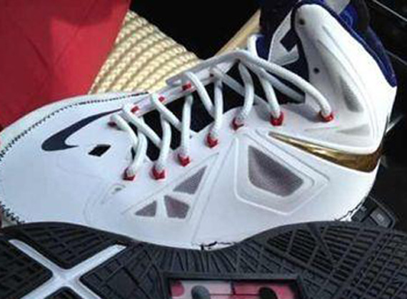 Nike LeBron X ‘USAB’ Sample