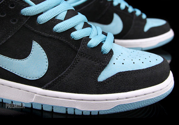 nike sb dunk low black clear jade available