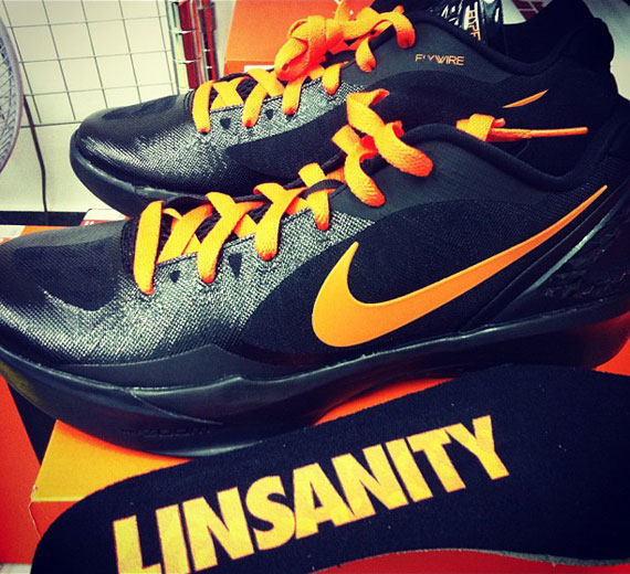 jeremy lin hyperdunk