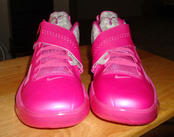 Nike Zoom KD IV 'Aunt Pearl'/Think Pink - Release Reminder ...