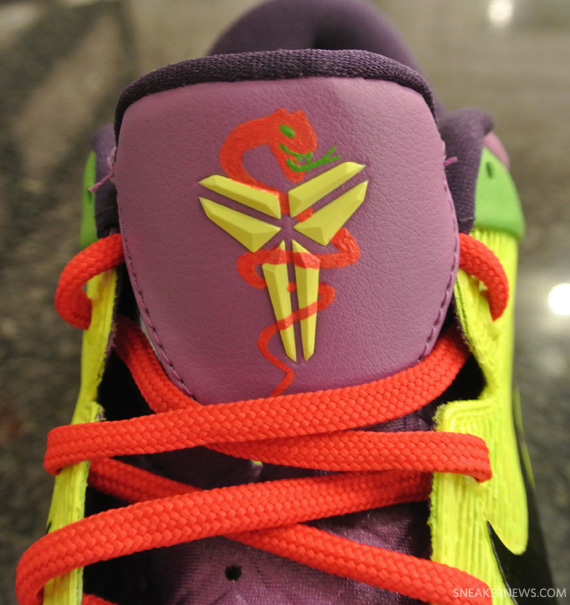 nike zoom kobe vii grinch customs 14