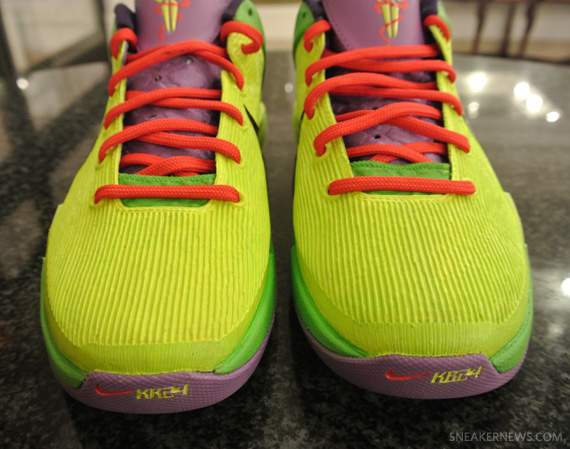 Nike Zoom Kobe Vii Grinch Customs 3