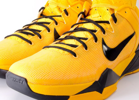 Nike Zoom Kobe VII iD – Kobe Bryant Yellow/Black Playoff PE