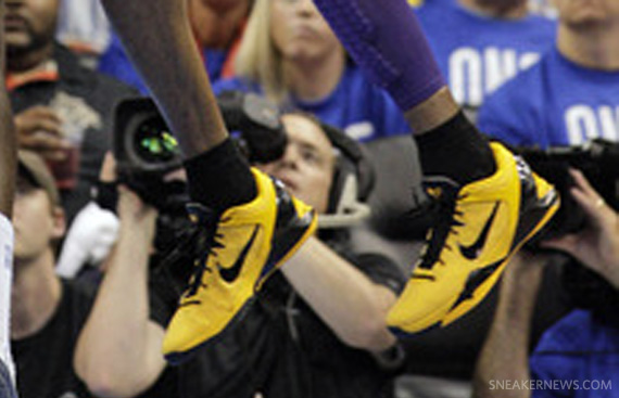 nike zoom kobe vii yellow black playoffs pe 7