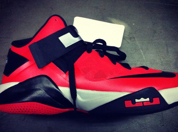 Nike Zoom Soldier 6 - New Images - SneakerNews.com