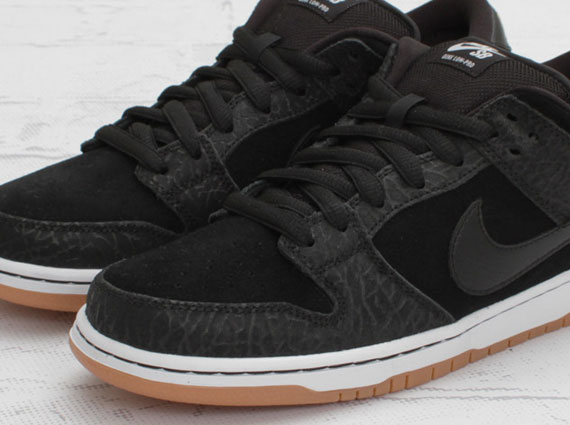 Nike SB Dunk Low ‘Nontourage’ – Release Reminder