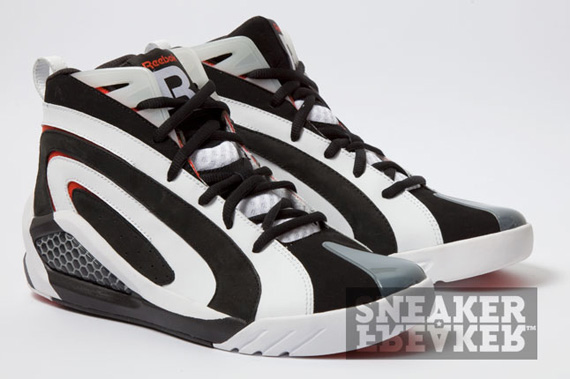 Reebok Shaqnosis 2012 Black White 3