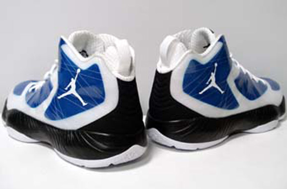 Air Jordan 2012 Lite White Blue Black 3