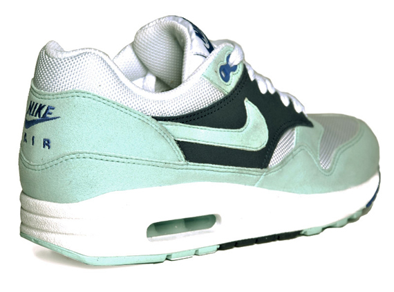 Nike Air Max 1 SC “Mica Green”, now at Mdcrib. $260 USD. Link in Bio.