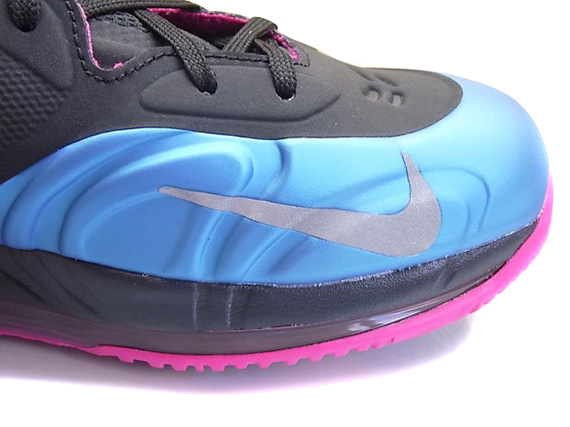 Nike Hyperposite “Blue/Pink”