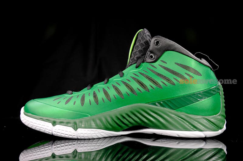 Jordan Super Fly Green Black White 3