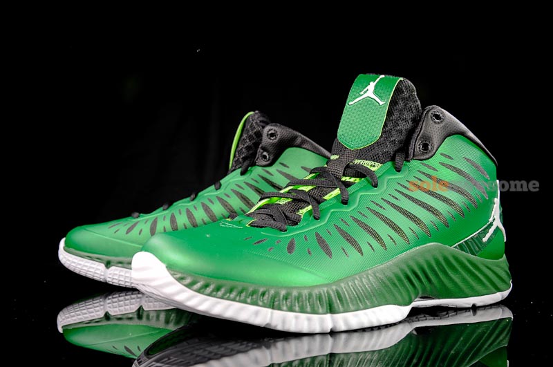 Jordan Super Fly Green Black White 4
