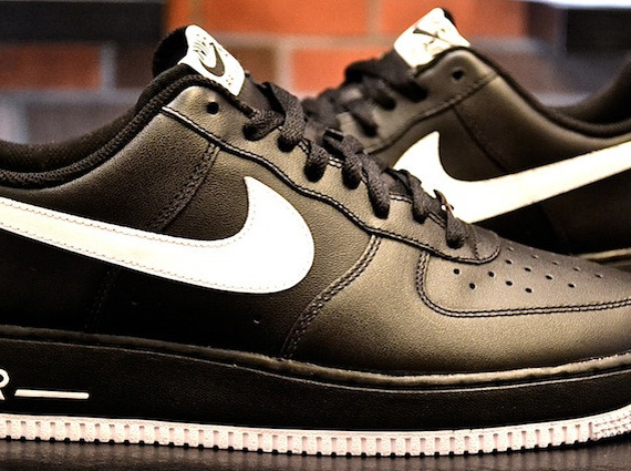 Nike Air Force 1 Low - Black - White | Available