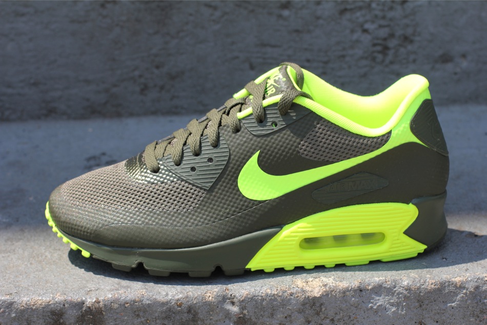 nike-air-max-90-hyperfuse-cargo-khaki-volt-03 Nike Air Max 90 Hyperfuse Cargo Khaki Volt 03